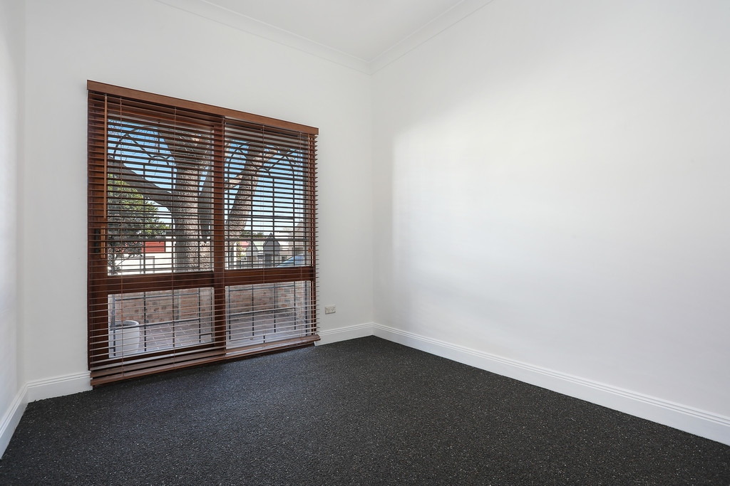 53 Rofe Street, Leichhardt Sold by Hudson McHugh - image 1