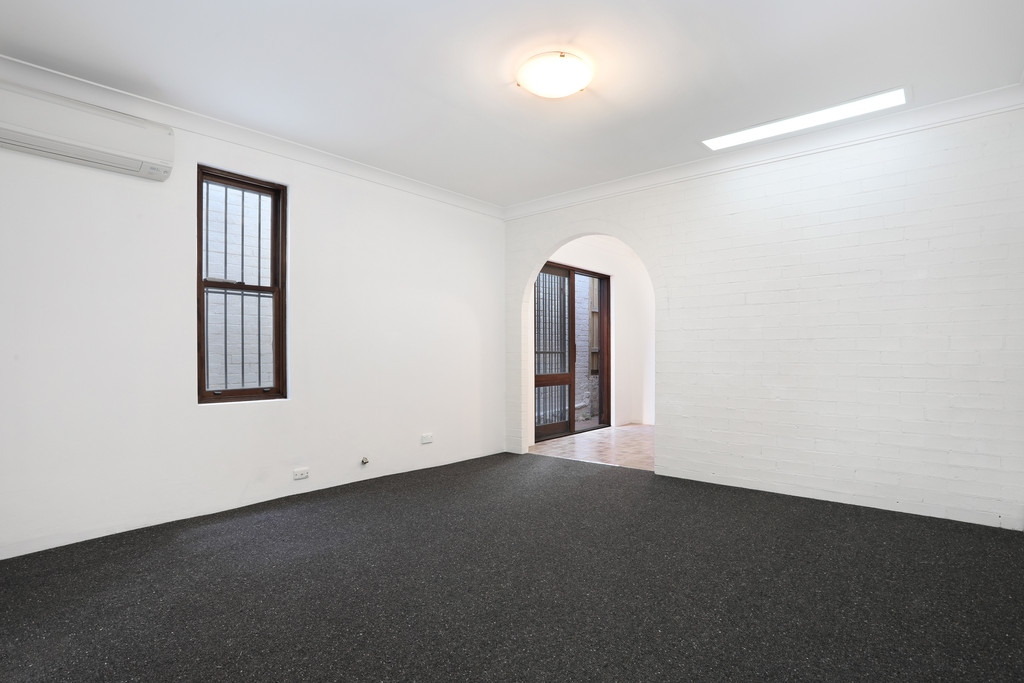 53 Rofe Street, Leichhardt Sold by Hudson McHugh - image 1