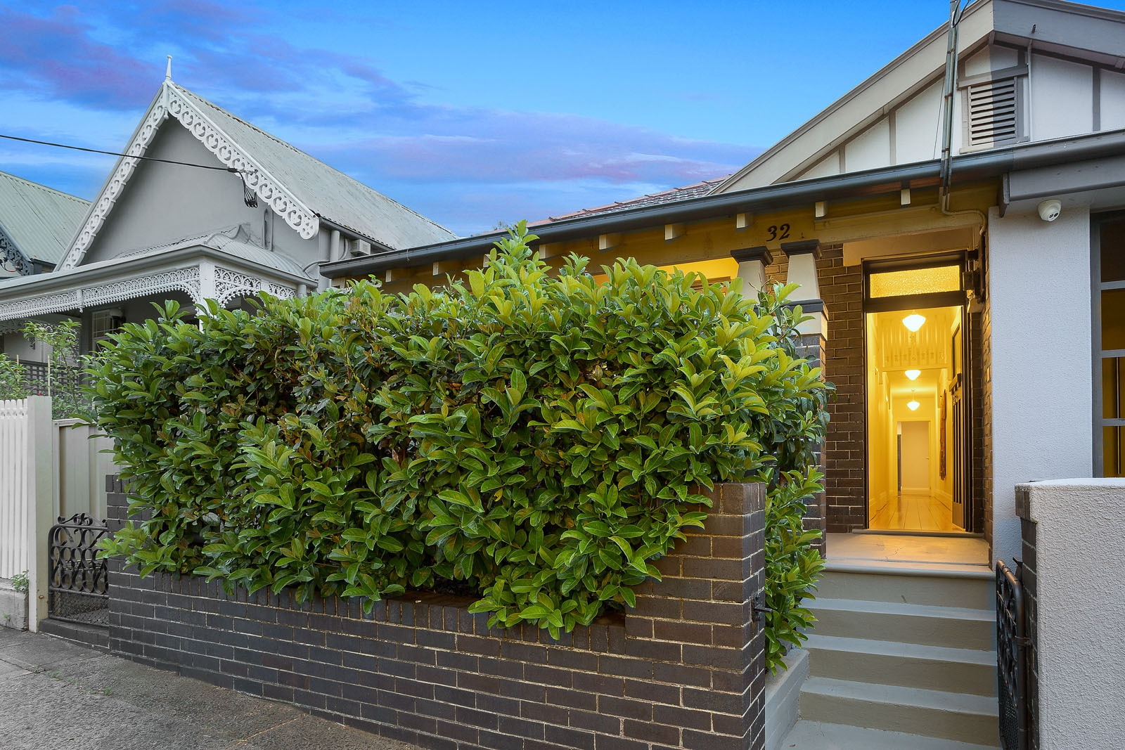 32 Charles Street, Leichhardt Sold by Hudson McHugh - image 1