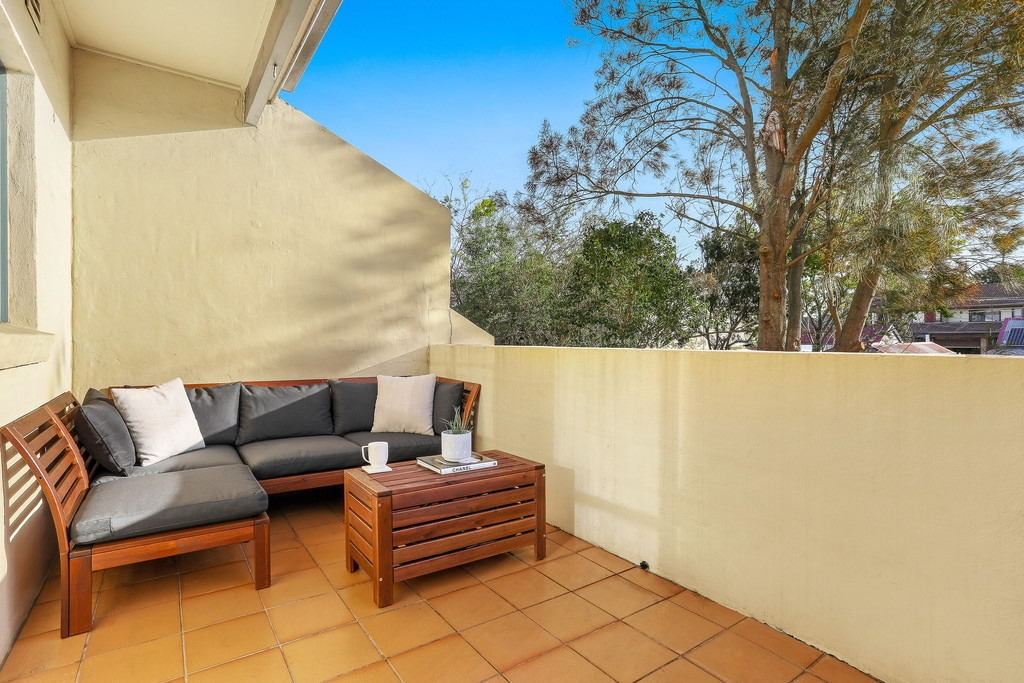 74/69 Allen Street, Leichhardt Sold by Hudson McHugh - image 1