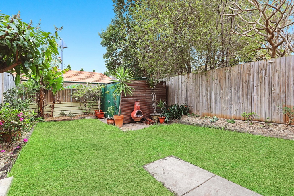 27 Perry Street, Lilyfield Sold by Hudson McHugh - image 1