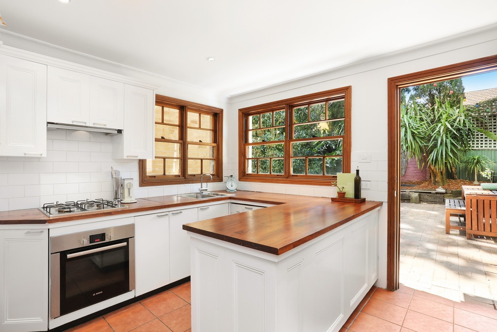 11 Rofe Street, Leichhardt Sold by Hudson McHugh - image 1