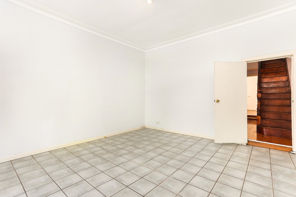 61 Palace Street, Petersham Sold by Hudson McHugh - image 1