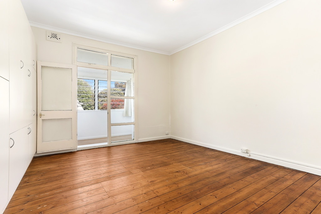 61 Palace Street, Petersham Sold by Hudson McHugh - image 1