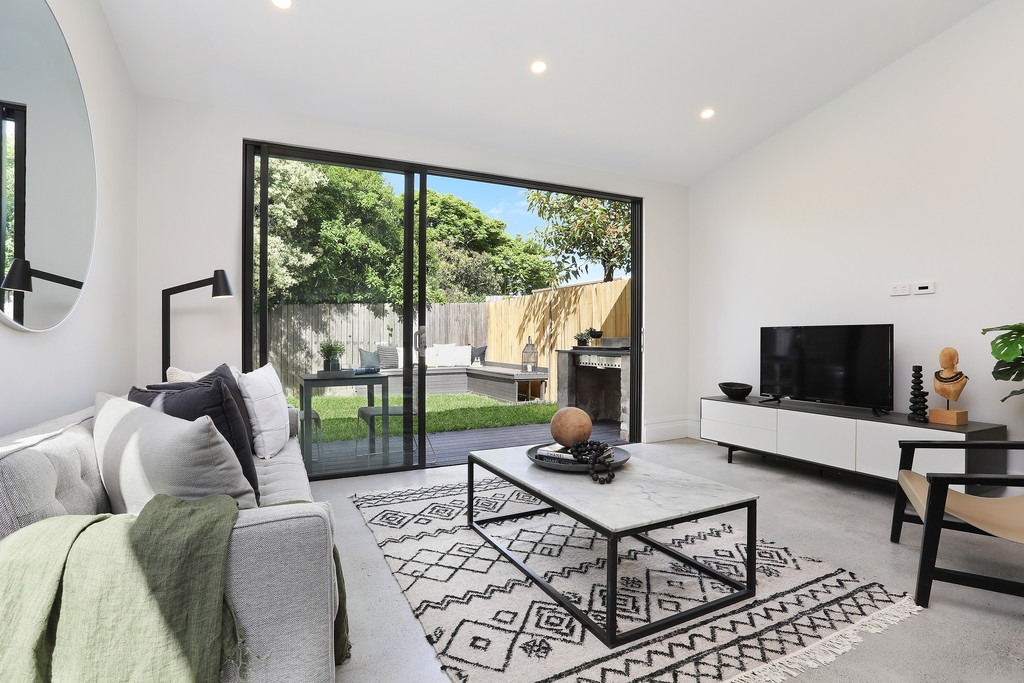 119 Balmain Road, Leichhardt Sold by Hudson McHugh - image 1