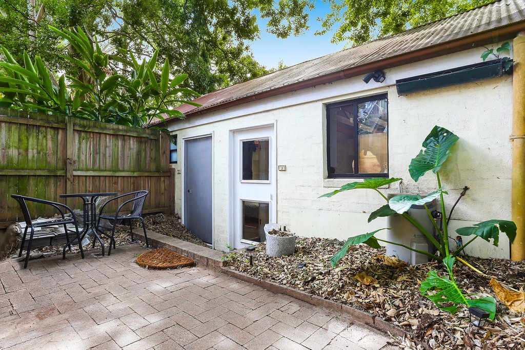 105C St Johns Road, Glebe Leased by Hudson McHugh - image 1