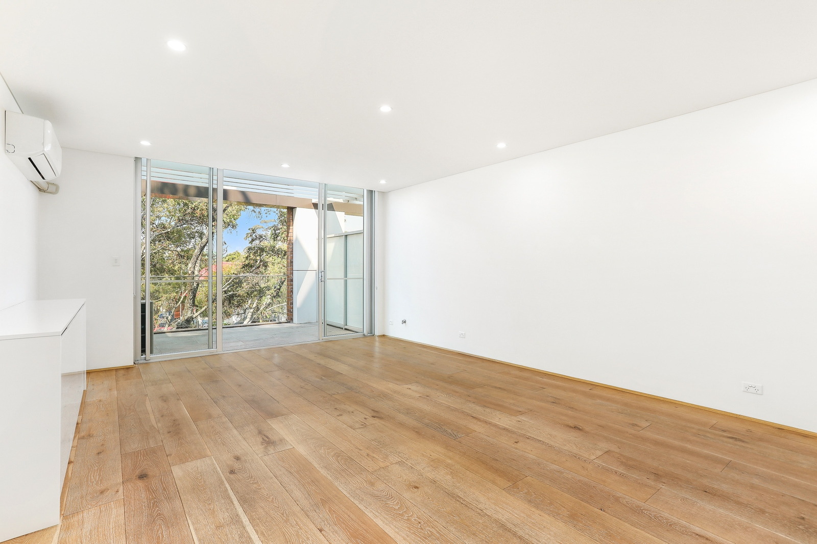 104/33 Lonsdale Street, Lilyfield Leased by Hudson McHugh - image 1