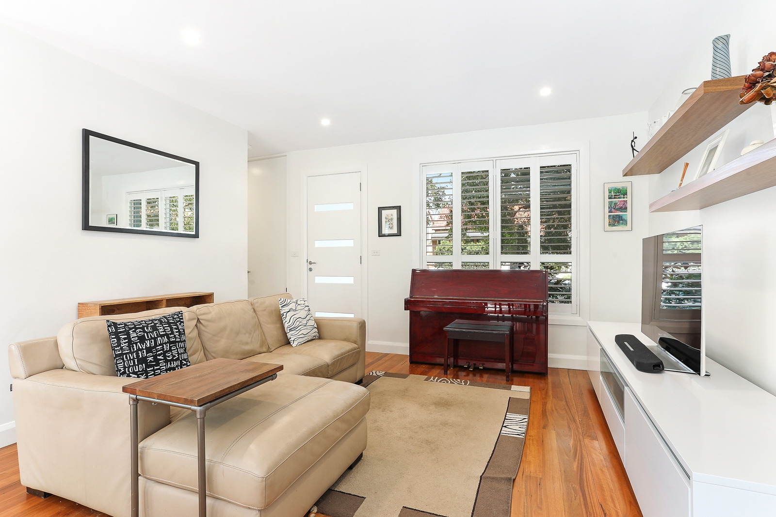 25 Cromwell Street, Leichhardt Sold by Hudson McHugh - image 1