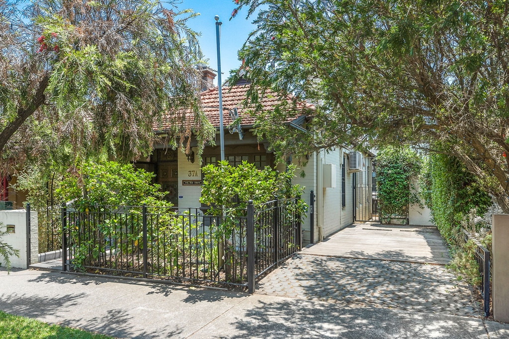 37a Marlborough Street, Leichhardt Leased by Hudson McHugh - image 1