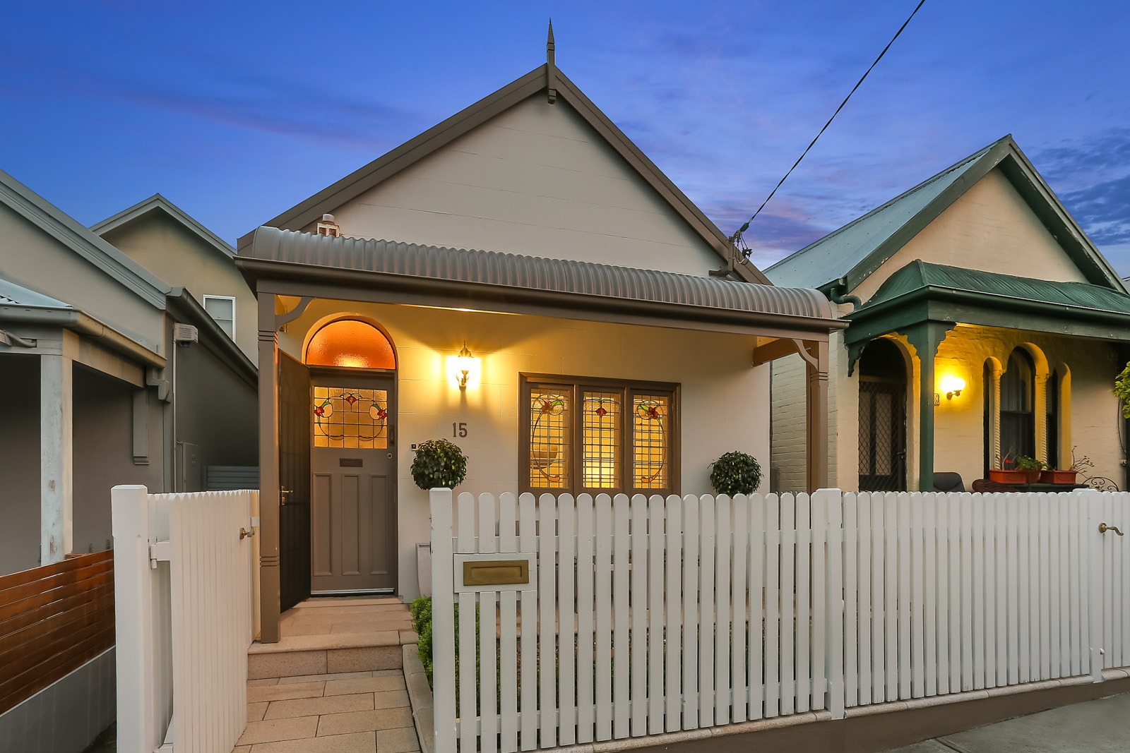 15 Charles Street, Leichhardt Sold by Hudson McHugh - image 1