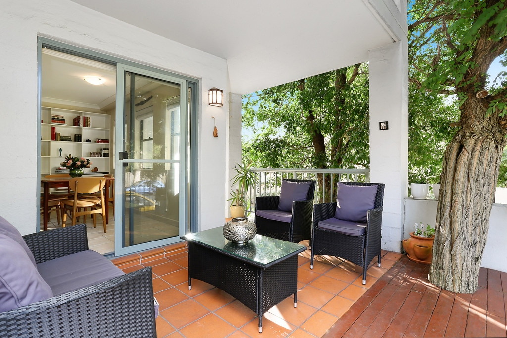 27/69 Allen Street, Leichhardt Sold by Hudson McHugh - image 1