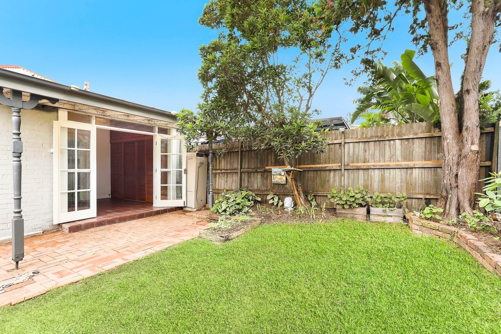 41 Balmain Road, Leichhardt Sold by Hudson McHugh - image 1