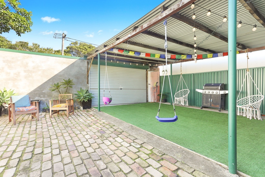 5 Halloran Street, Lilyfield Sold by Hudson McHugh - image 1