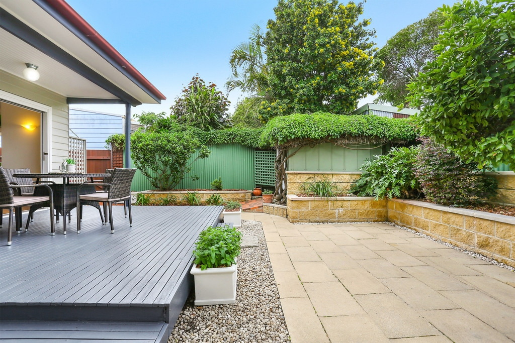 63 Upward Street, Leichhardt Sold by Hudson McHugh - image 1