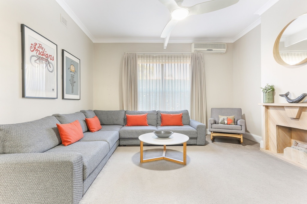 19 Junior Street, Leichhardt Sold by Hudson McHugh - image 1