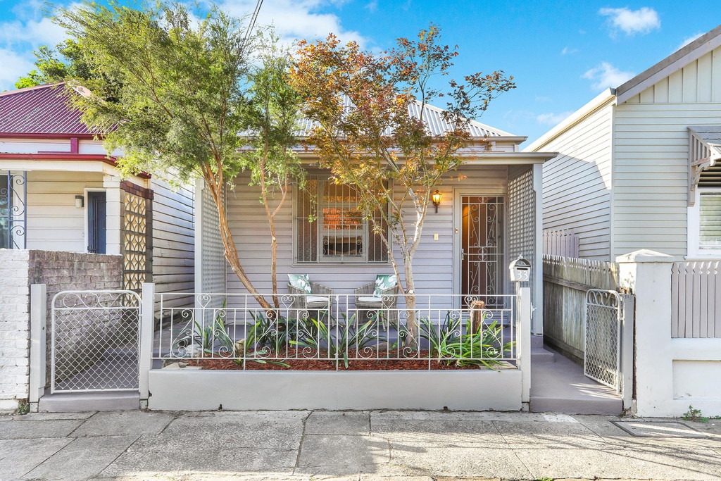 33 Hill Street, Leichhardt Leased by Hudson McHugh - image 1