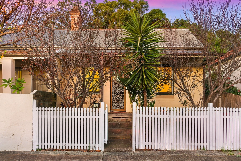 16 William Street, Ashfield Sold by Hudson McHugh - image 1