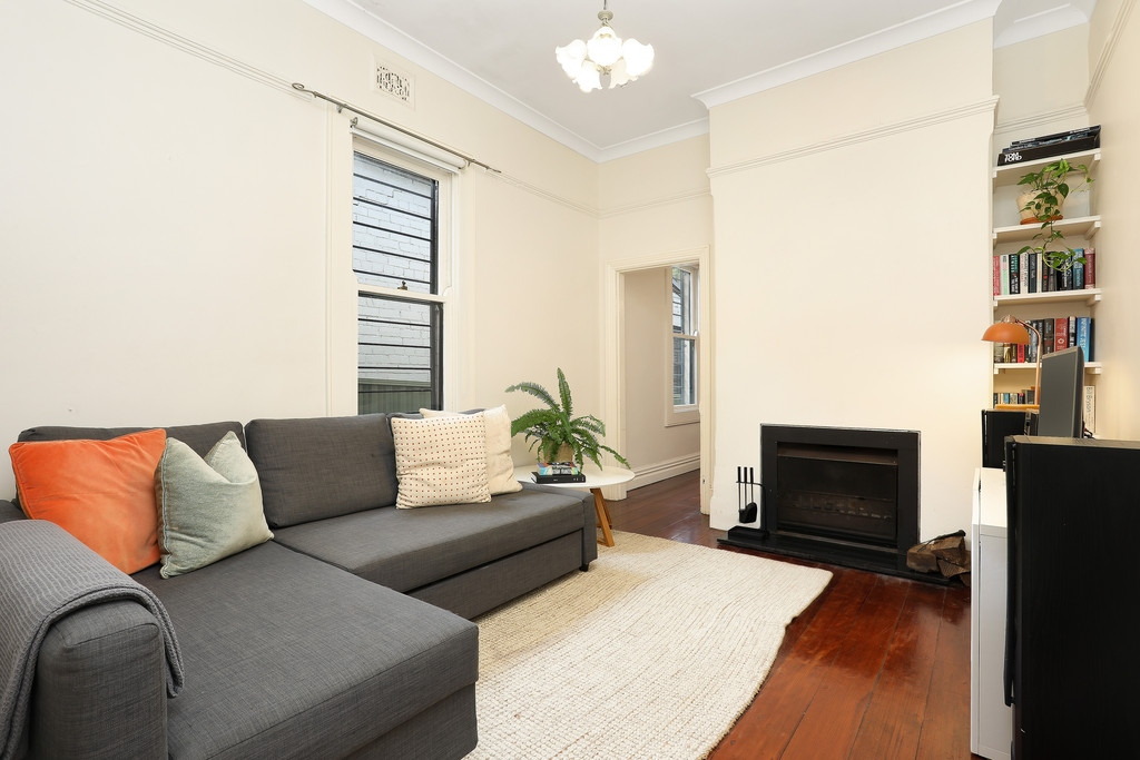 11 John Street, Leichhardt Sold by Hudson McHugh - image 1