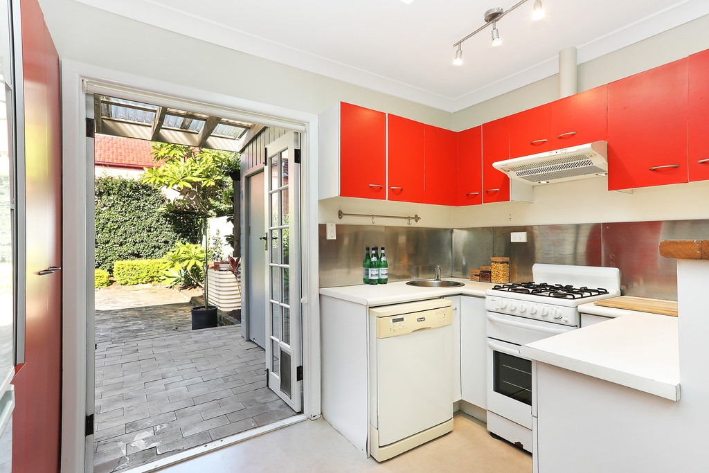 32 Styles Street, Leichhardt Sold by Hudson McHugh - image 1