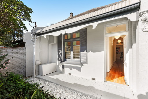 32 Styles Street, Leichhardt Sold by Hudson McHugh