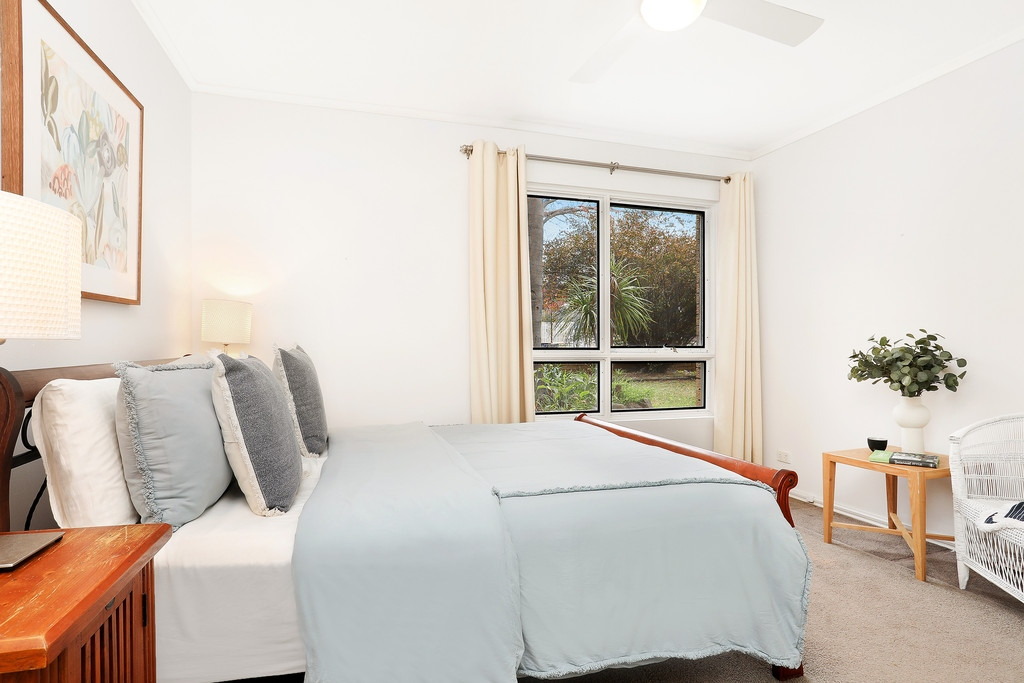 2/104 Prospect Road, Summer Hill Sold by Hudson McHugh - image 1