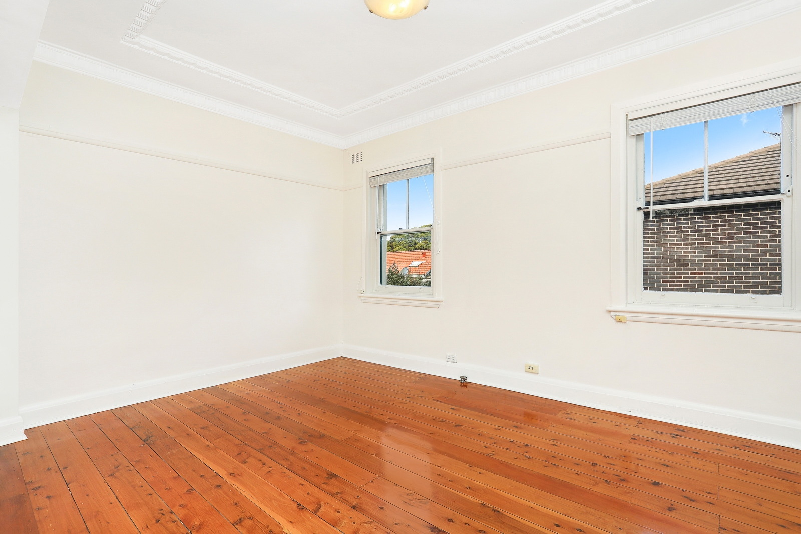 4/34 Joseph Street, Ashfield Leased by Hudson McHugh - image 1