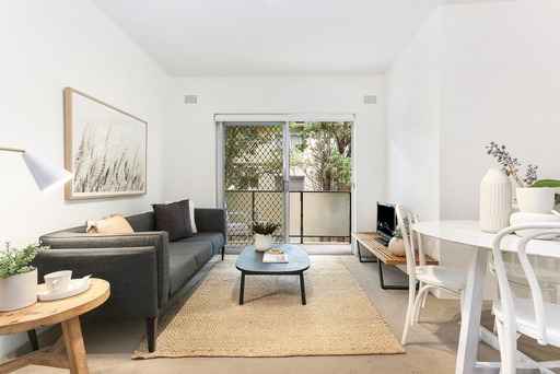 4/19 Myra Road, Dulwich Hill Sold by Hudson McHugh