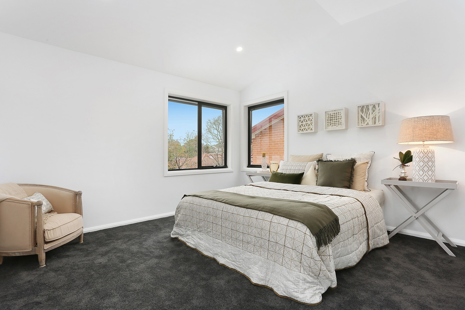 2 Walter Street, Leichhardt Sold by Hudson McHugh - image 1