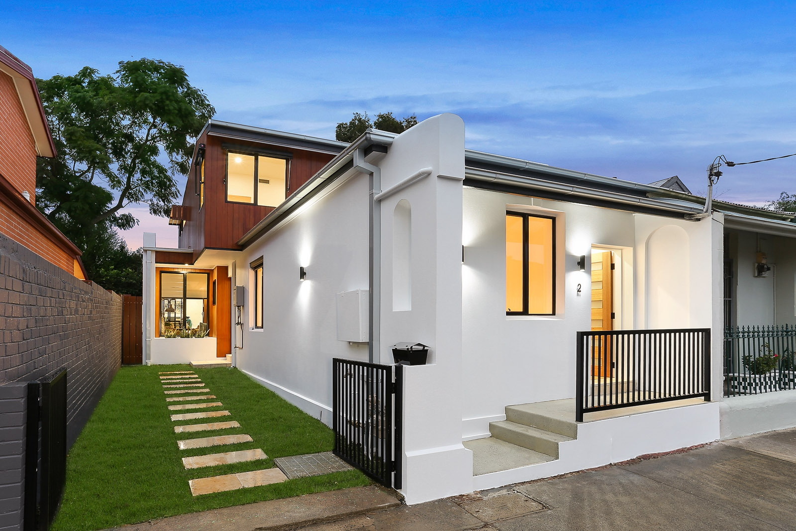 2 Walter Street, Leichhardt Sold by Hudson McHugh - image 1