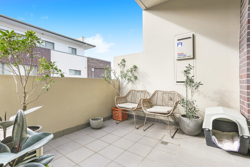 43/553 New Canterbury Road, Dulwich Hill Sold by Hudson McHugh - image 1