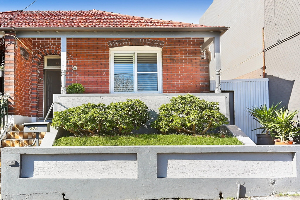 209 Norton Street, Leichhardt Sold by Hudson McHugh - image 1