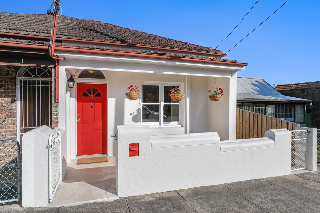 3 Hercules Street, Dulwich Hill Sold by Hudson McHugh - image 1