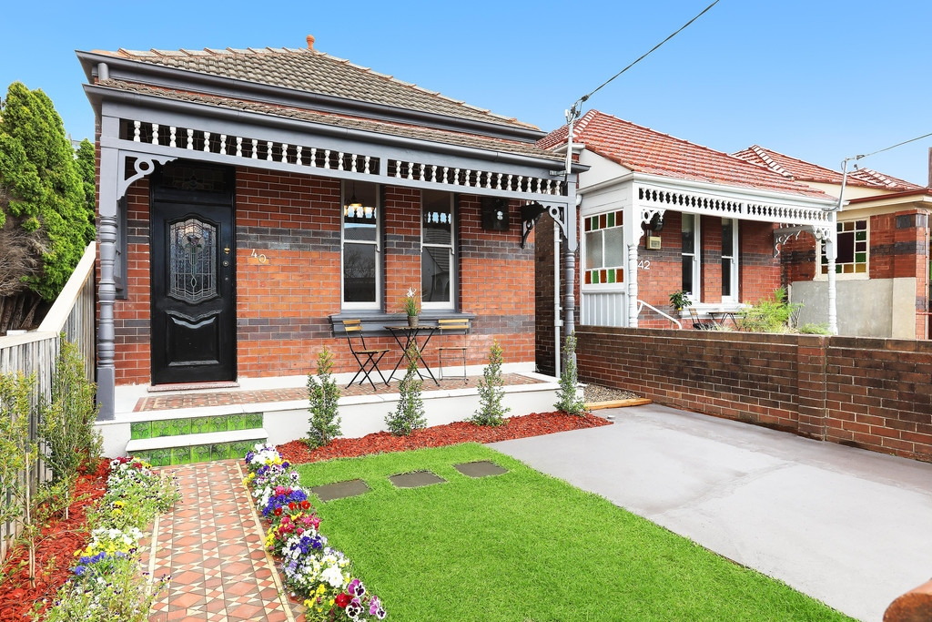 40 Balmain Road, Leichhardt Sold by Hudson McHugh - image 1