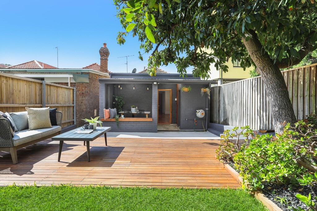 40 Balmain Road, Leichhardt Sold by Hudson McHugh - image 1