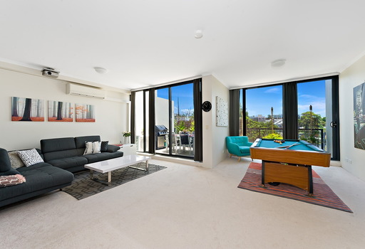 624A/221-229 Sydney Park Road, Erskineville Sold by Hudson McHugh