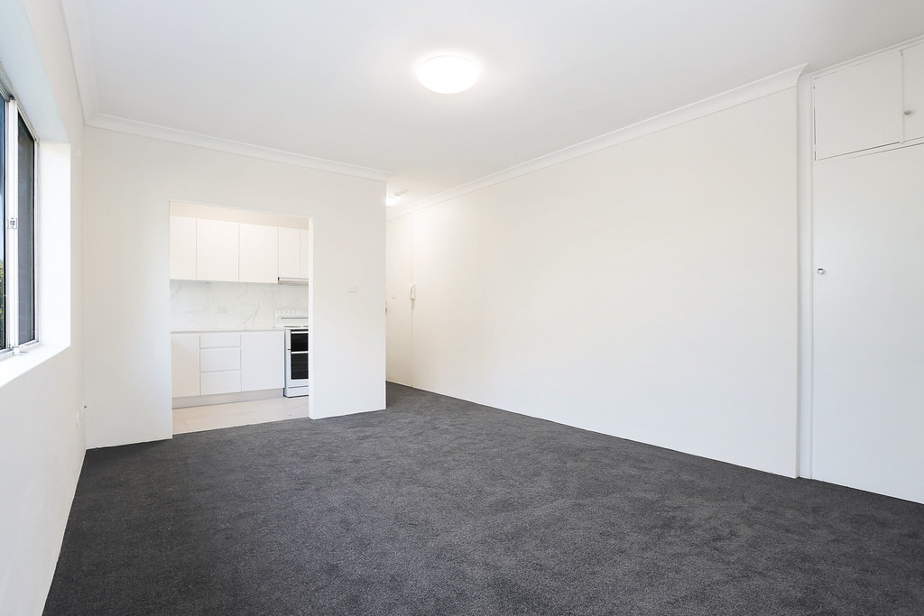 18/29 Myra Road, Dulwich Hill Leased by Hudson McHugh - image 1