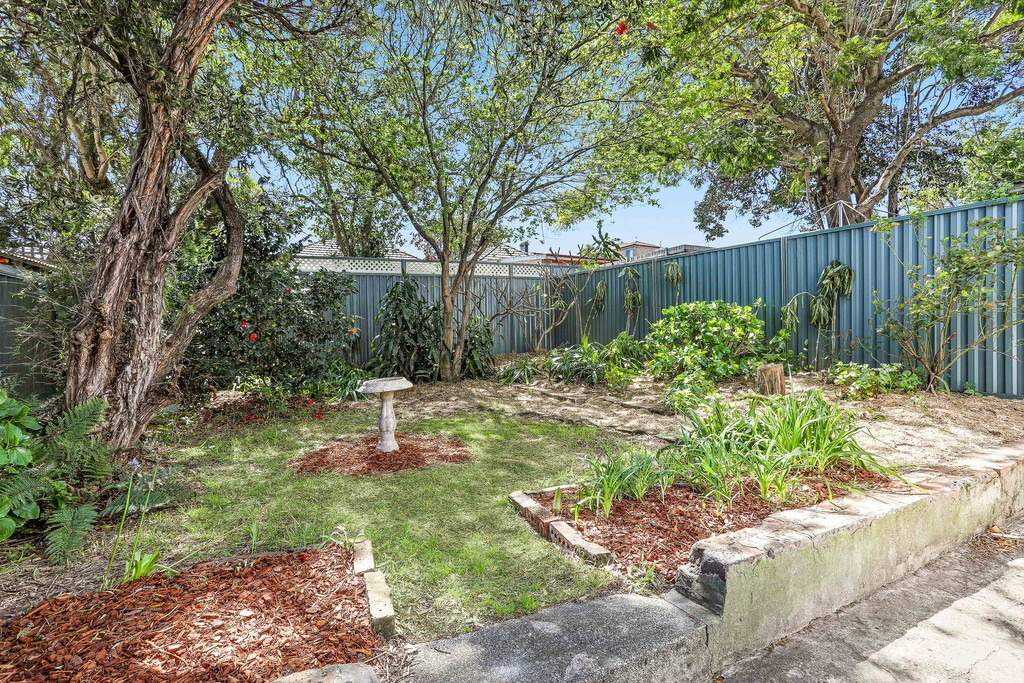 21 Cary Street, Leichhardt Sold by Hudson McHugh - image 1