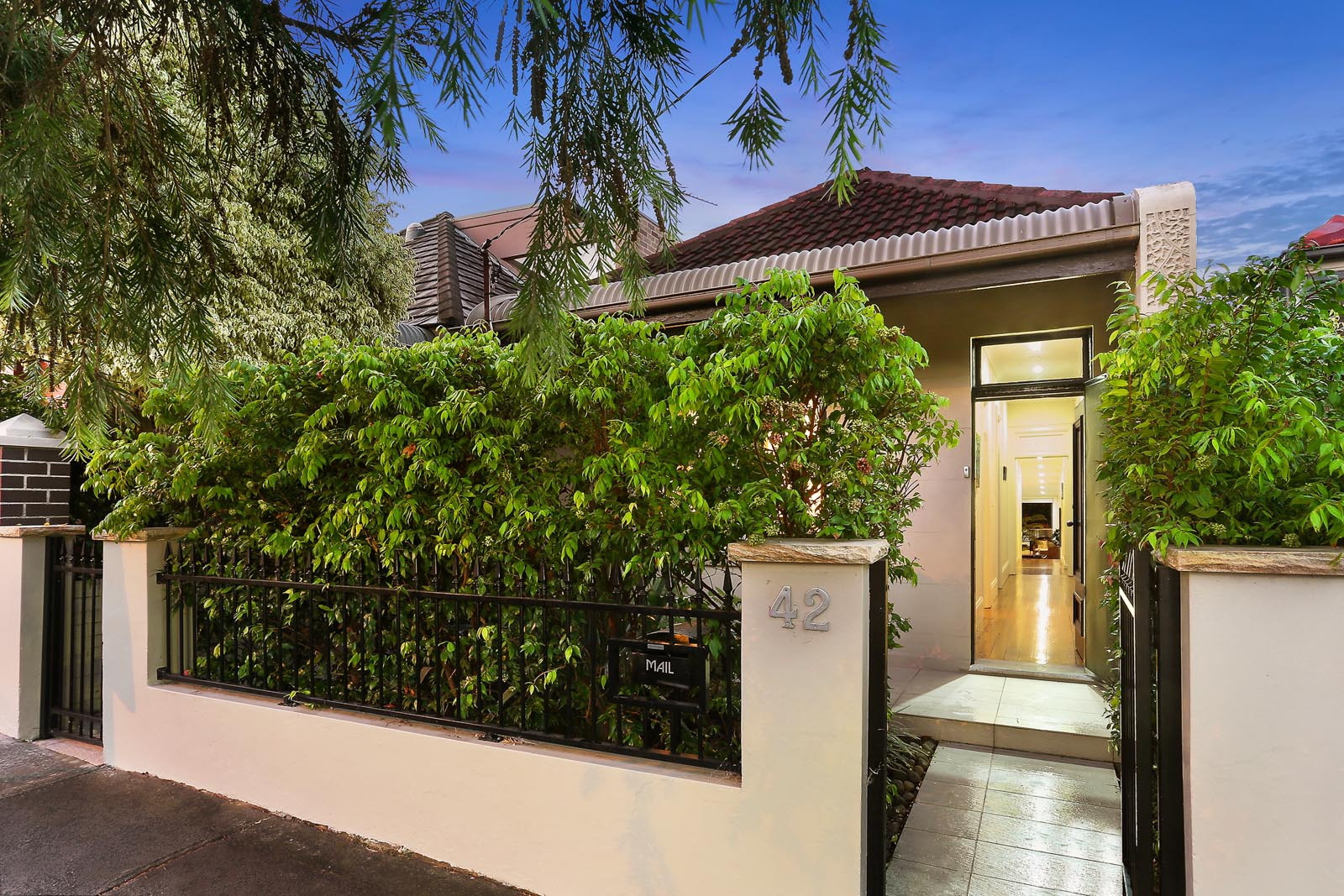 42 Wetherill Street, Leichhardt Sold by Hudson McHugh - image 1