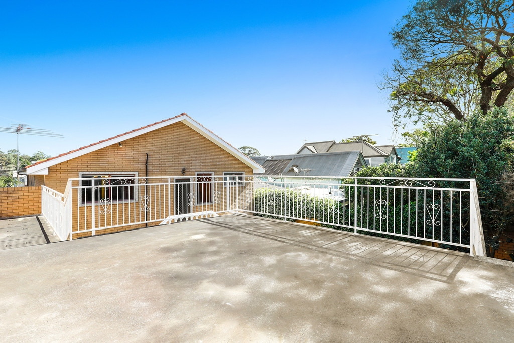 1 Milton Street, Leichhardt Sold by Hudson McHugh - image 1