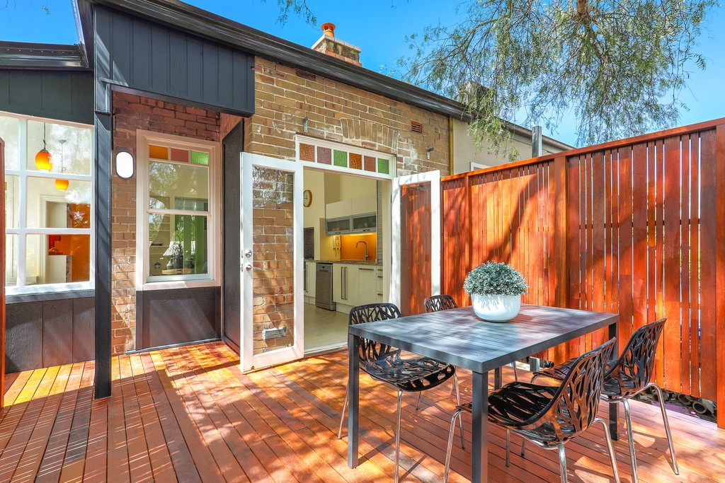 21 Macarthur Parade, Dulwich Hill Sold by Hudson McHugh - image 1