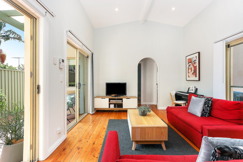 2/46 Hercules Street, Dulwich Hill Sold by Hudson McHugh - image 1