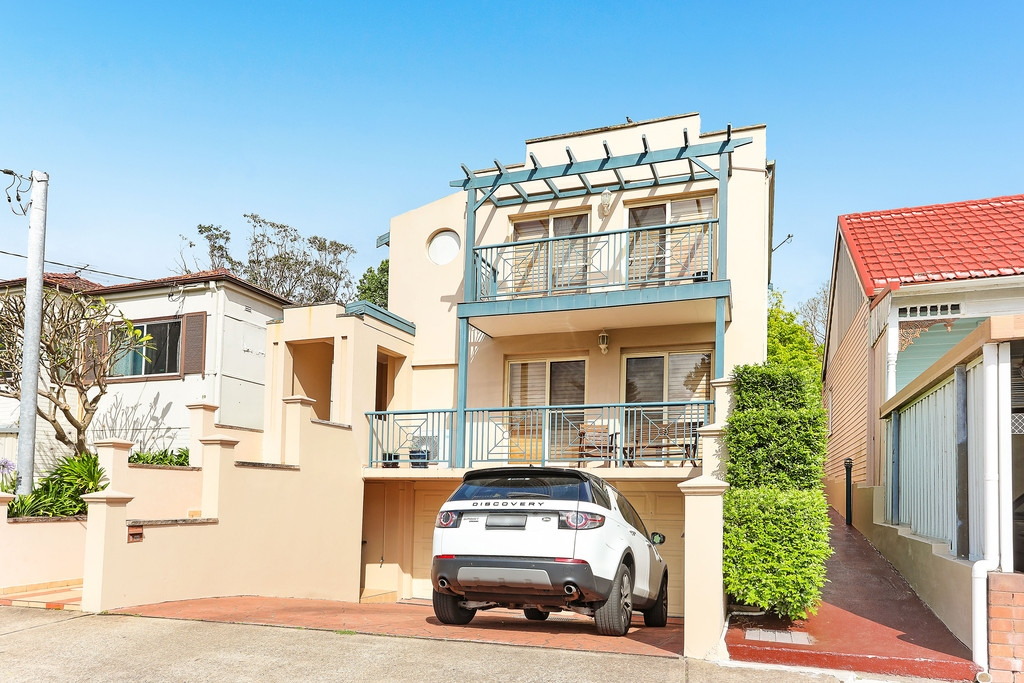 2/46 Hercules Street, Dulwich Hill Sold by Hudson McHugh - image 1