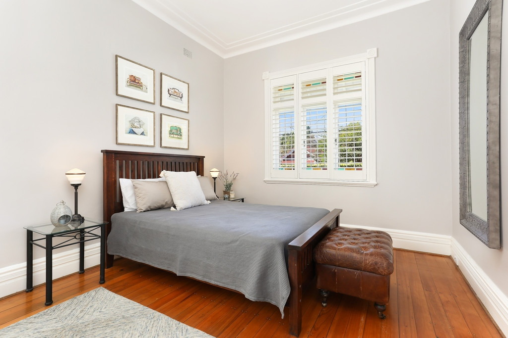 13 Eric Street, Lilyfield Leased by Hudson McHugh - image 1