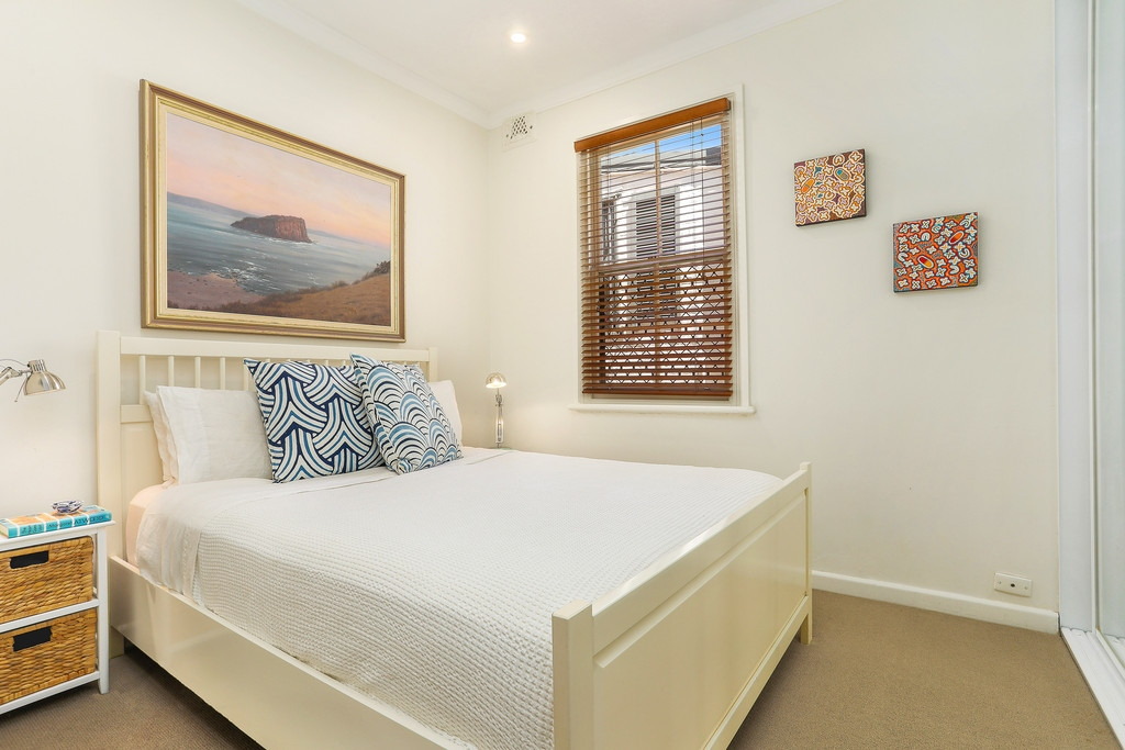 114 Windsor Road, Dulwich Hill Sold by Hudson McHugh - image 1