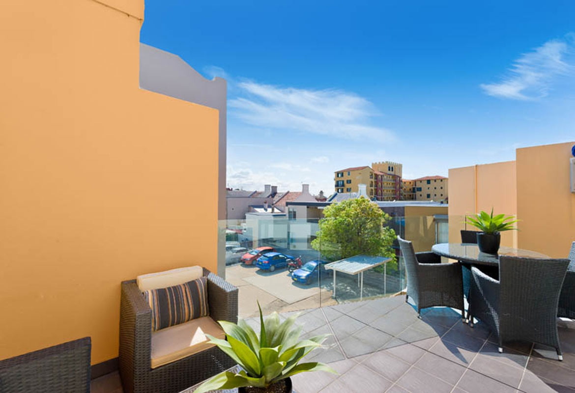 12/11-15 Renwick Street, Leichhardt Sold by Hudson McHugh - image 1