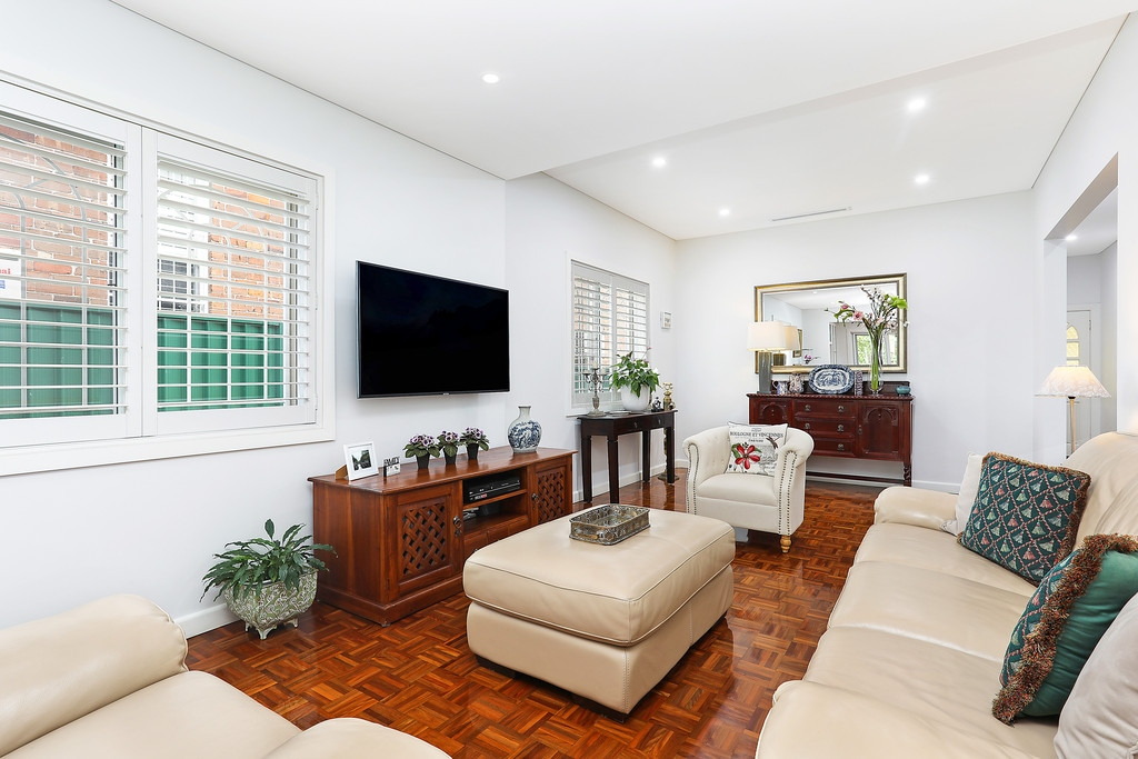 189 Denison Road, Dulwich Hill Sold by Hudson McHugh - image 1