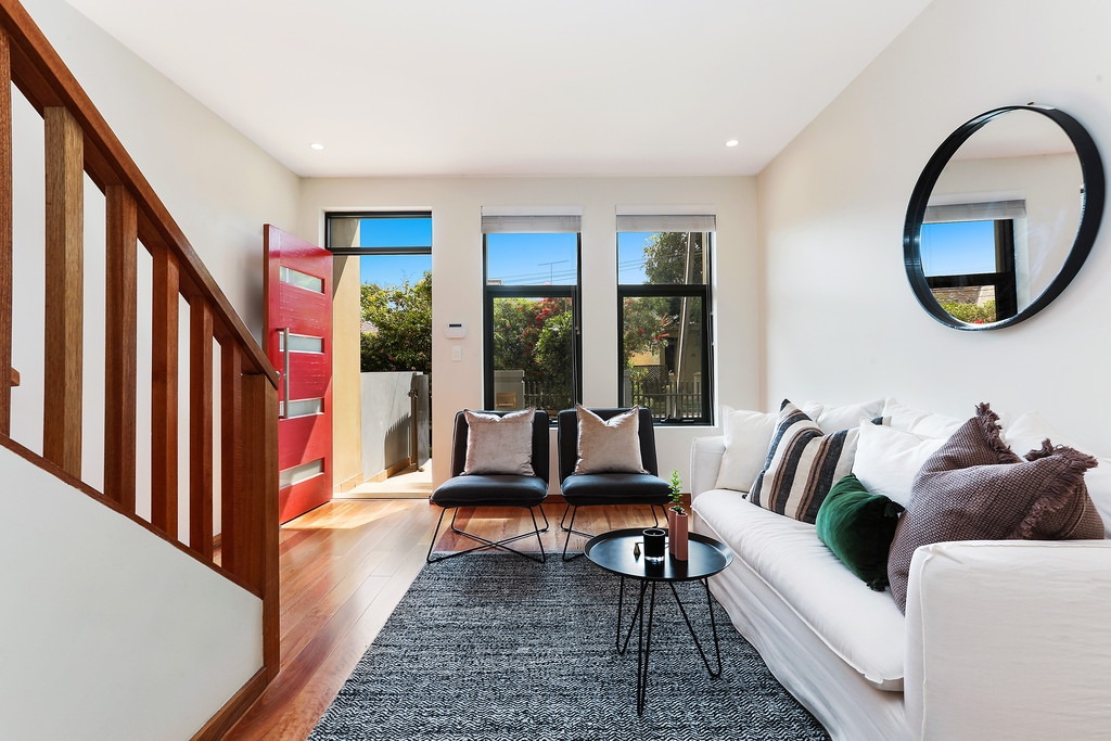 19a Bishop Street, Petersham Sold by Hudson McHugh - image 1