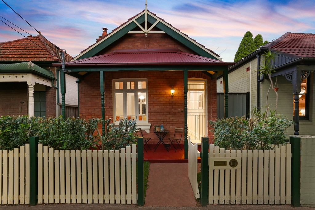 12 Milton Street North, Ashfield Sold by Hudson McHugh - image 1