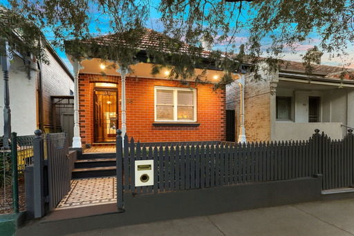 38 Salisbury Road, Stanmore Sold by Hudson McHugh